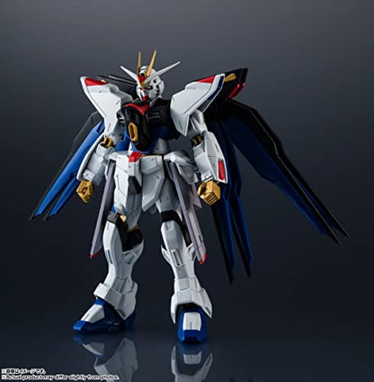 Strike Freedom Gundam Action Figure