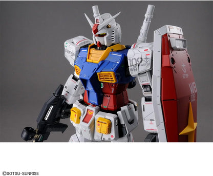 Bandai RX-78-2 Gundam PG 1/60 Model Kit