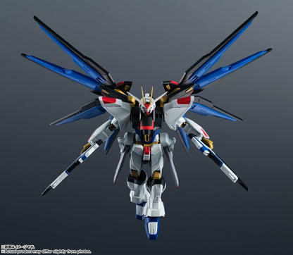 Strike Freedom Gundam Action Figure