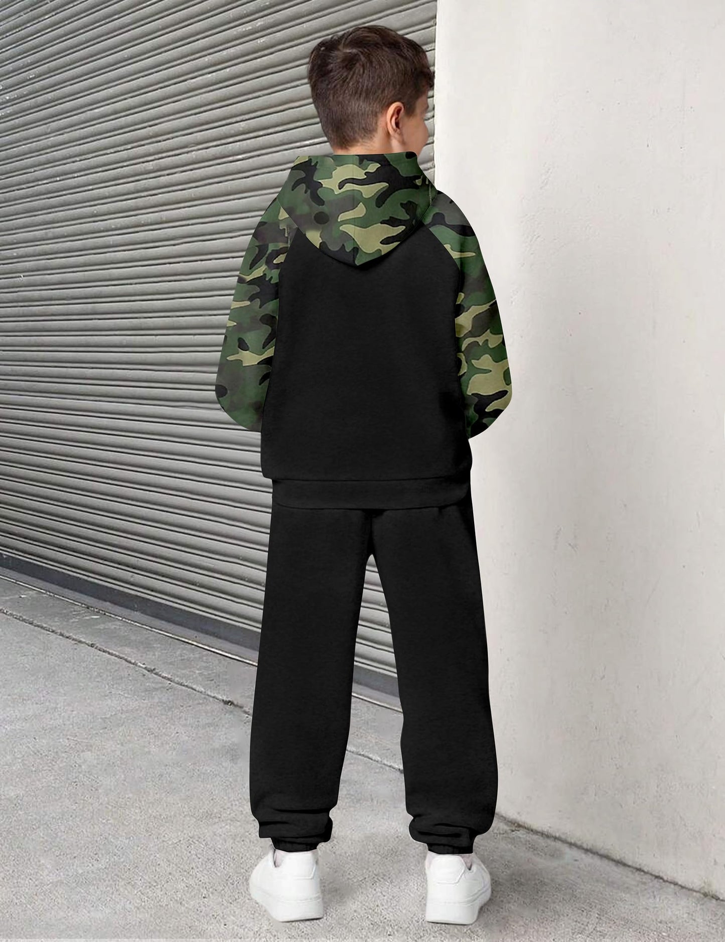 NECIOUS Boys' Sweatsuit Set