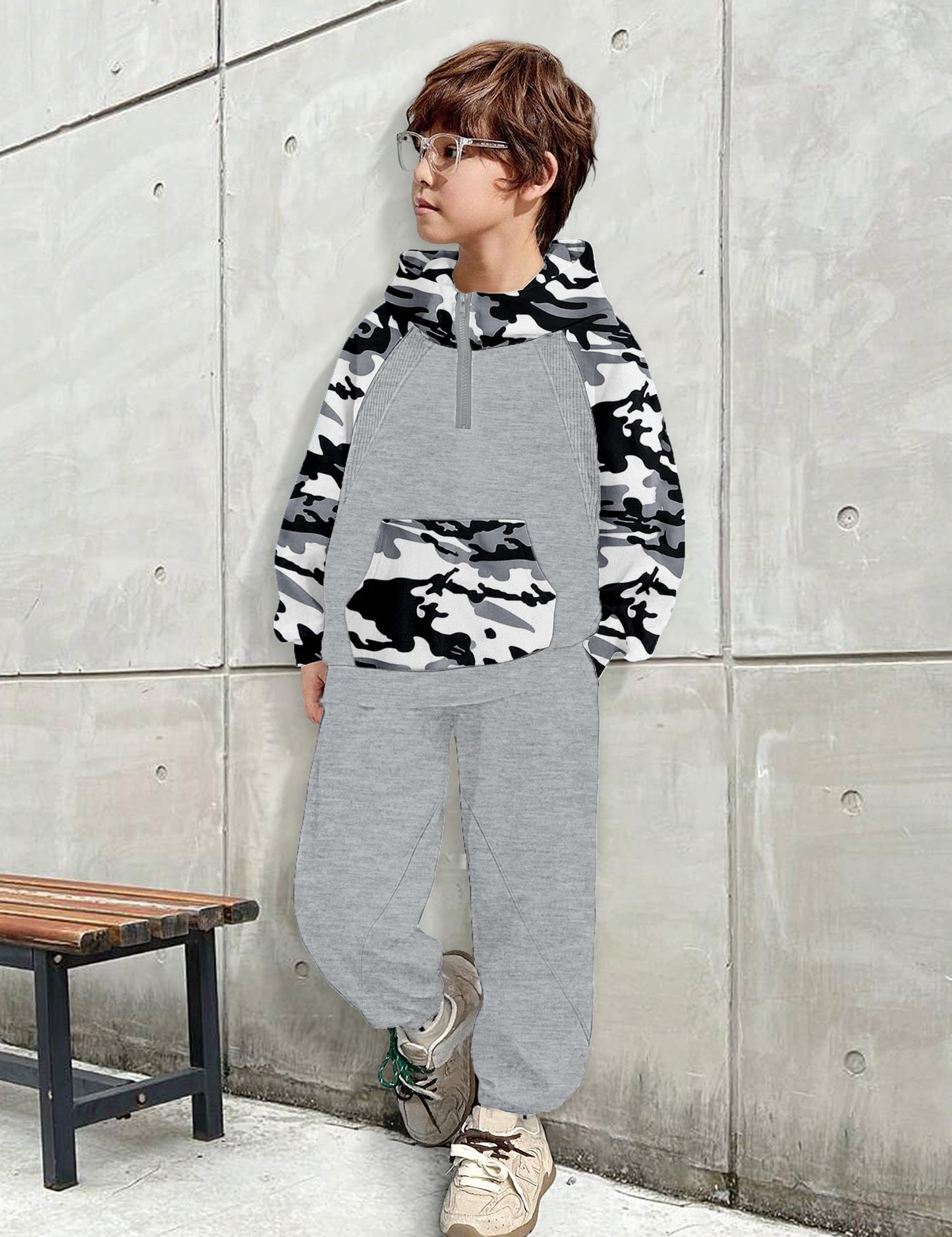 NECIOUS Boys' Sweatsuit Set